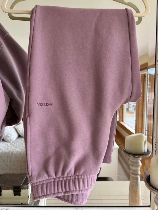 Aritzia Megafit Mauve Zip Hoodie and Joggers Set 🌸 sz S/M - Picture 3 of 9